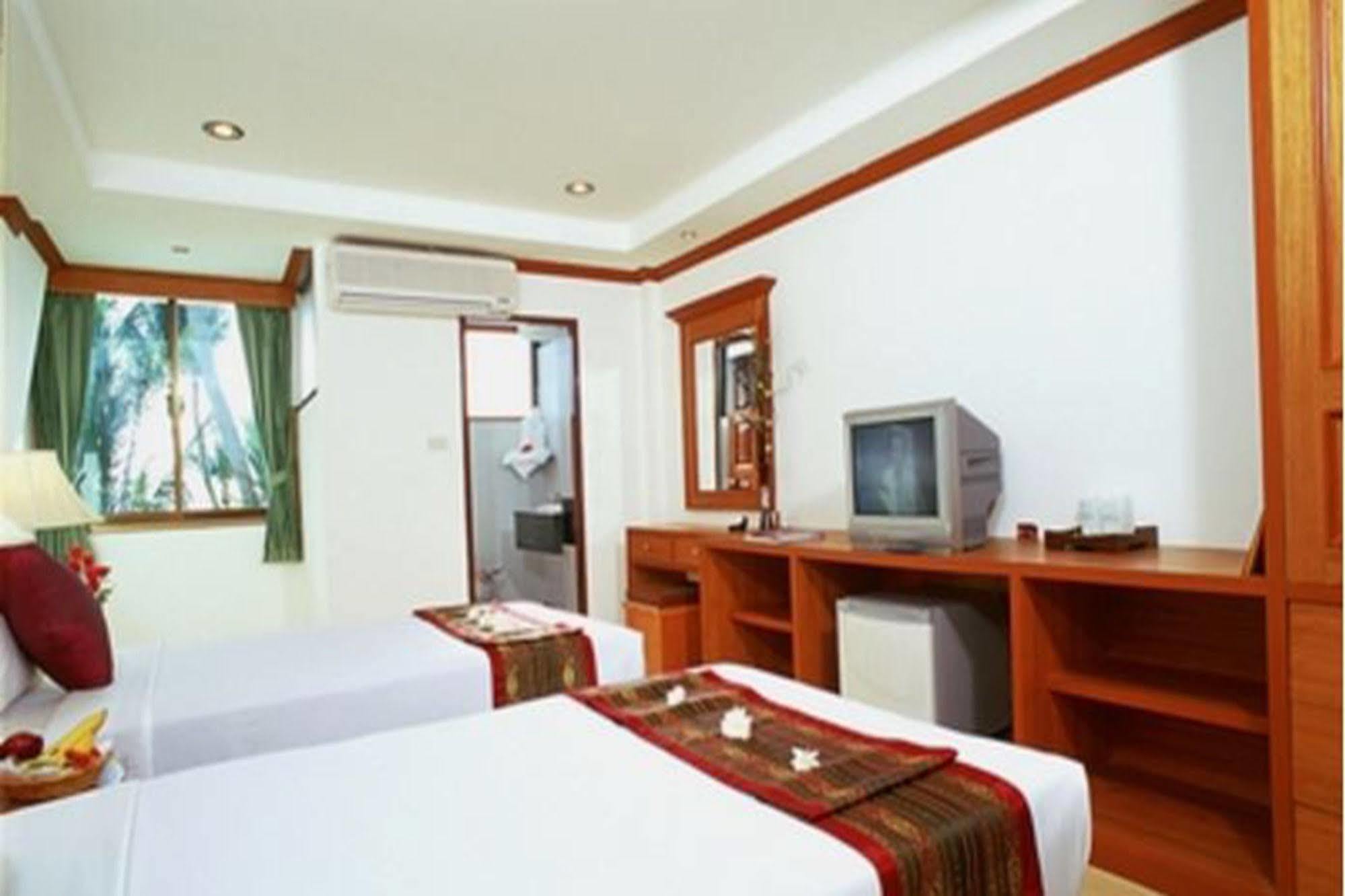 Grand Sea View Beach Resotel Lipa Noi Exterior foto